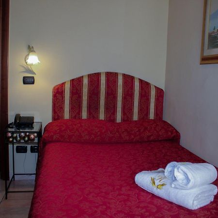 Hotel Sicilia Milán Exteriér fotografie